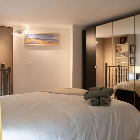 The Pigalle Apartment *